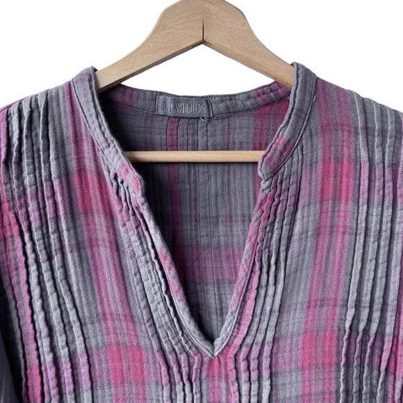 CP SHADE Plaid Tunic Women’s Size S Gray Gauze Cotton V-neck Roll-tab Blouse - Picture 3 of 3